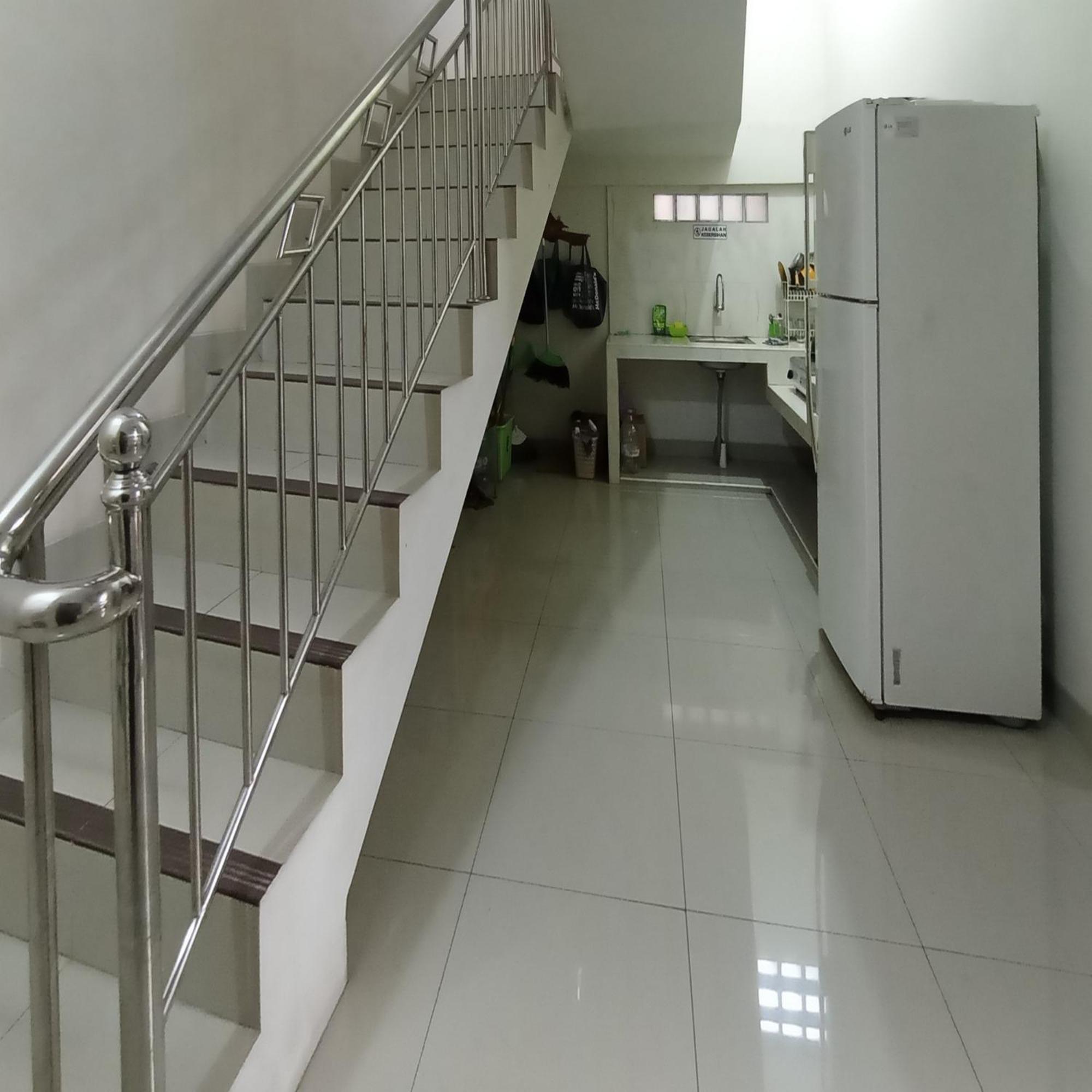 Reddoorz At Syariah House Purwokerto Hotel Exterior foto