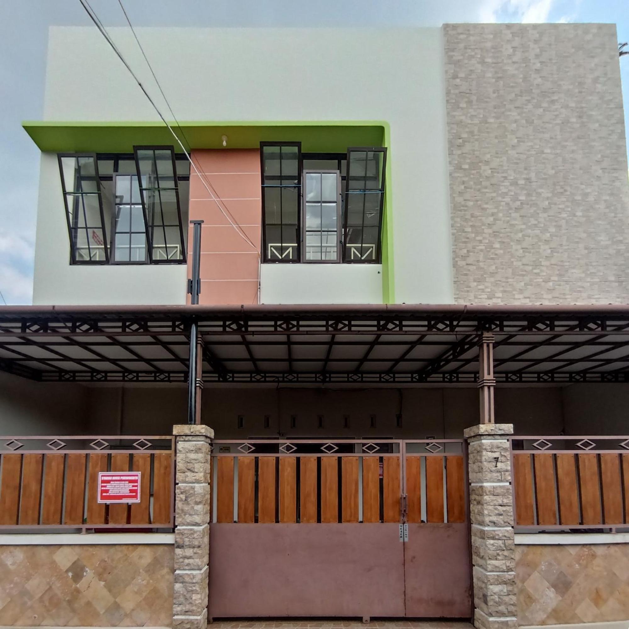 Reddoorz At Syariah House Purwokerto Hotel Exterior foto